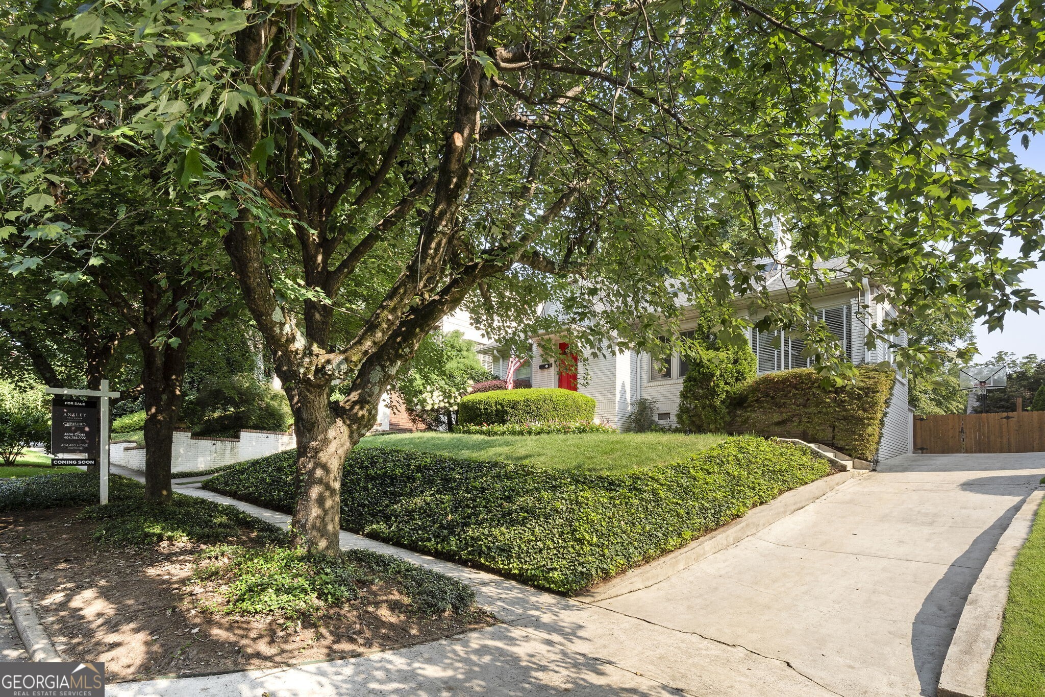 1094 Virginia Avenue