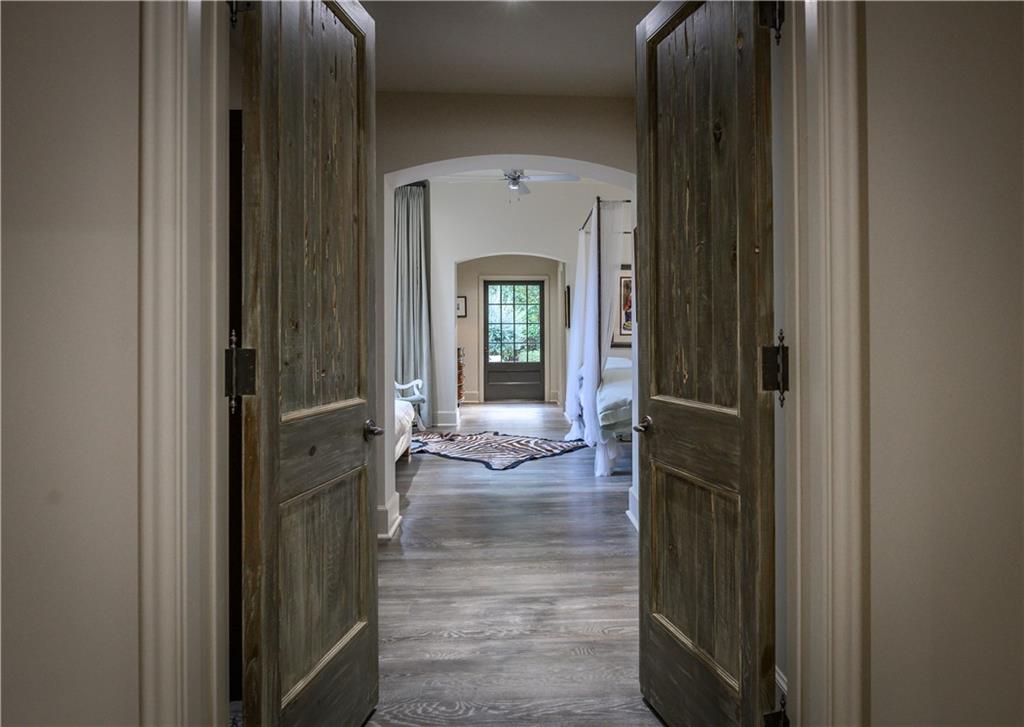 2979 Ridgewood Road NW