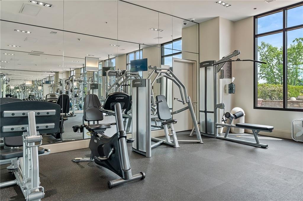 2233 Peachtree Road NE Unit 503