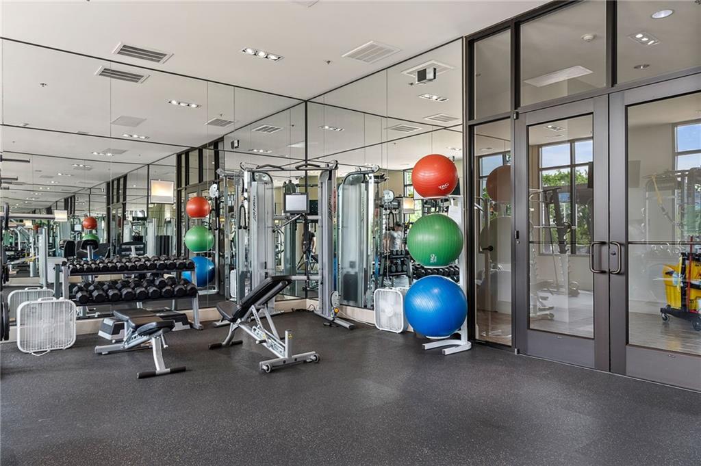 2233 Peachtree Road NE Unit 503