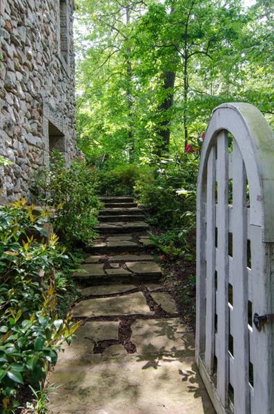 2100 West Wesley Road