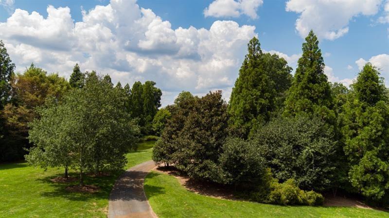 2100 West Wesley Road