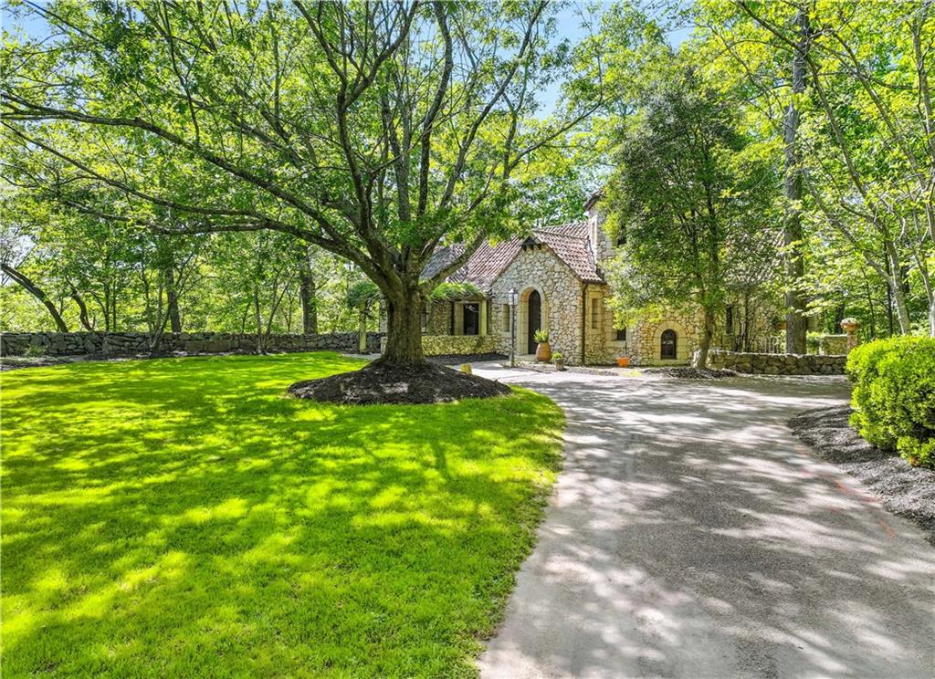 2100 West Wesley Road