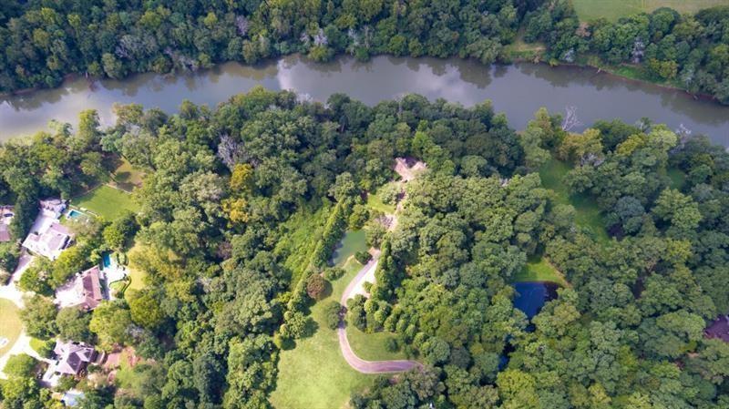 2100 West Wesley Road