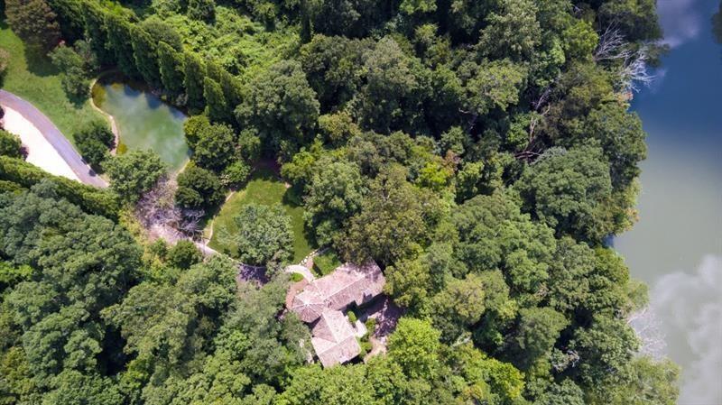 2100 West Wesley Road