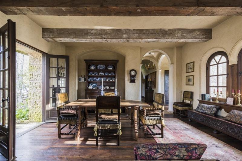 2100 West Wesley Road