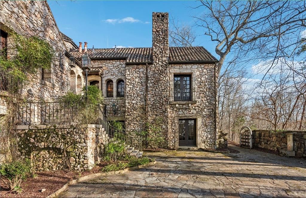 2100 West Wesley Road