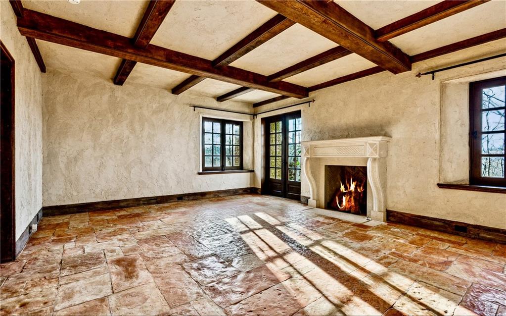 2100 West Wesley Road