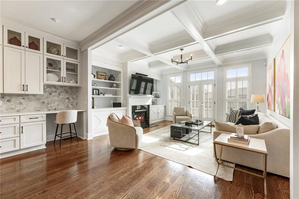 3611 Habersham Road NW