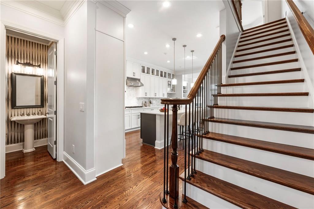 3611 Habersham Road NW