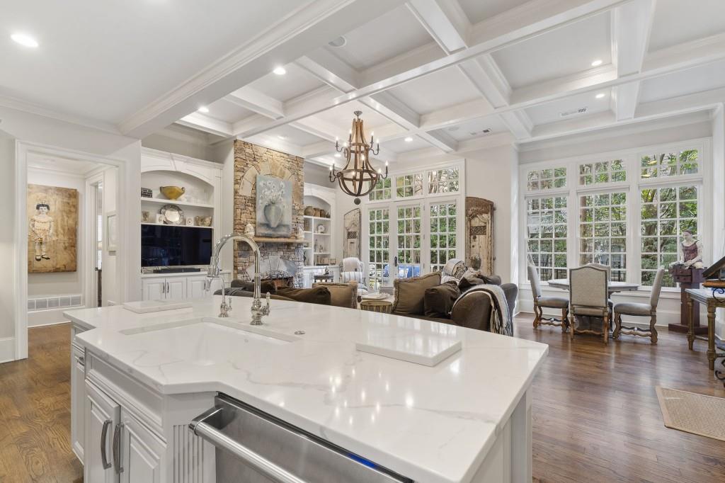 3385 Mathieson Drive