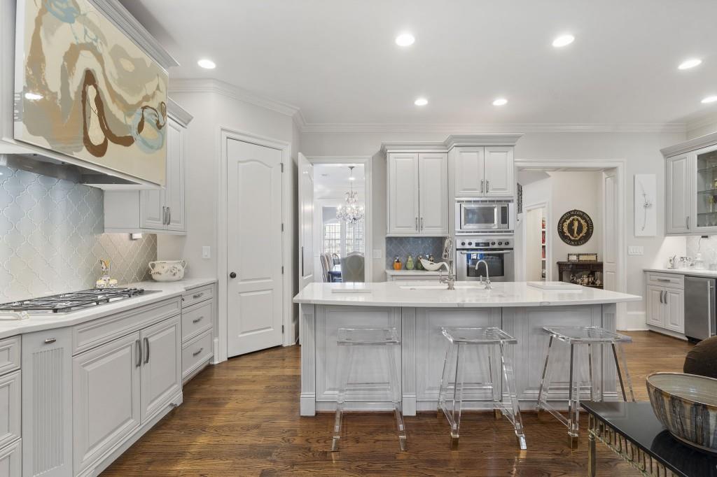 3385 Mathieson Drive