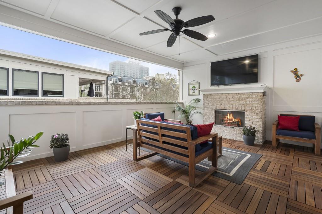 18 Peachtree Avenue Unit 5