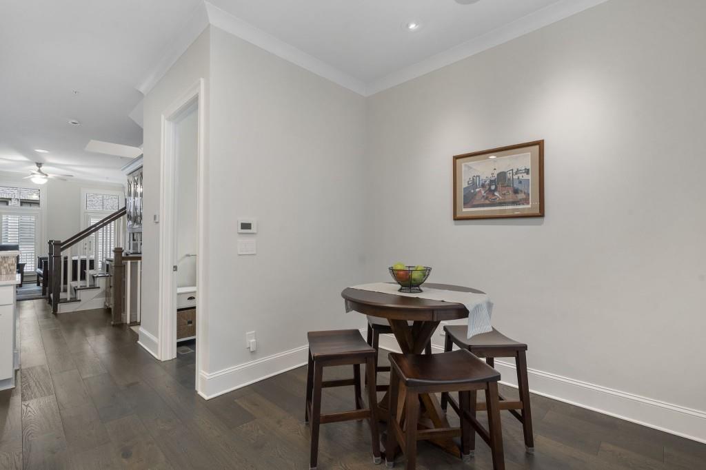 18 Peachtree Avenue Unit 5