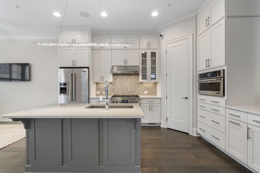 18 Peachtree Avenue Unit 5