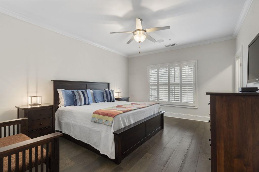 18 Peachtree Avenue Unit 5