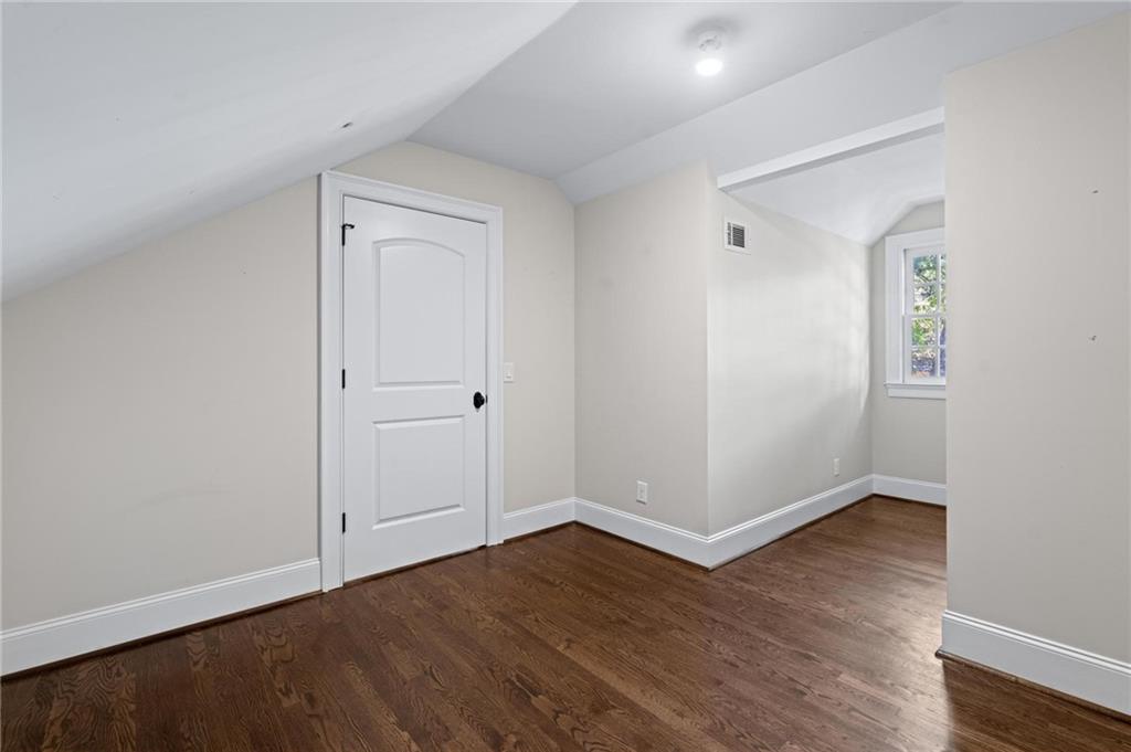 2591 Hyde Manor Drive NW