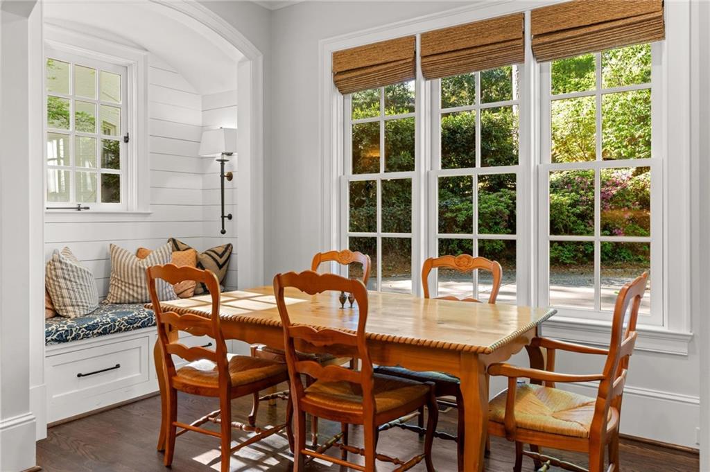 2591 Hyde Manor Drive NW