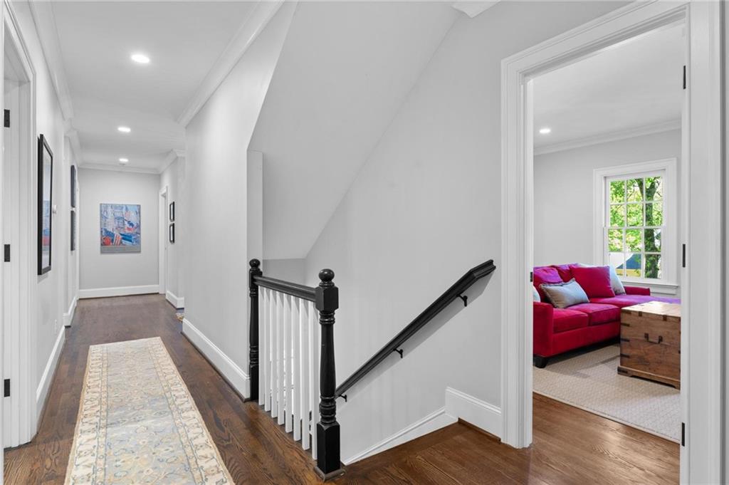 2591 Hyde Manor Drive NW