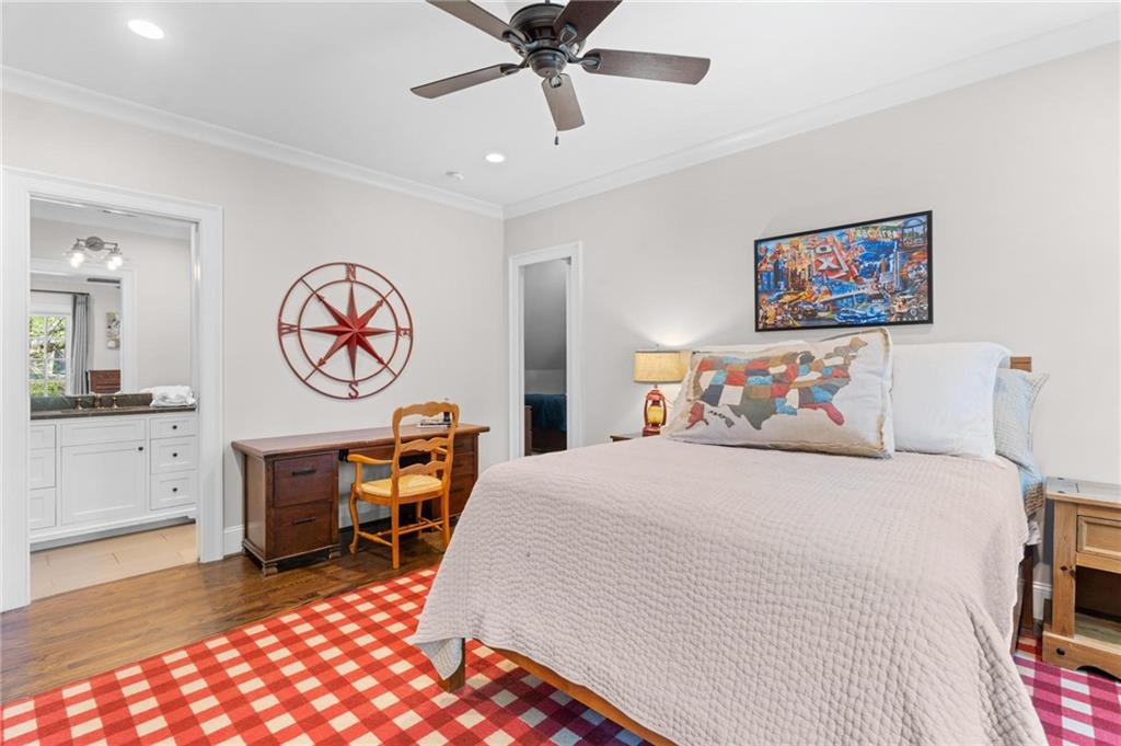 2591 Hyde Manor Drive NW