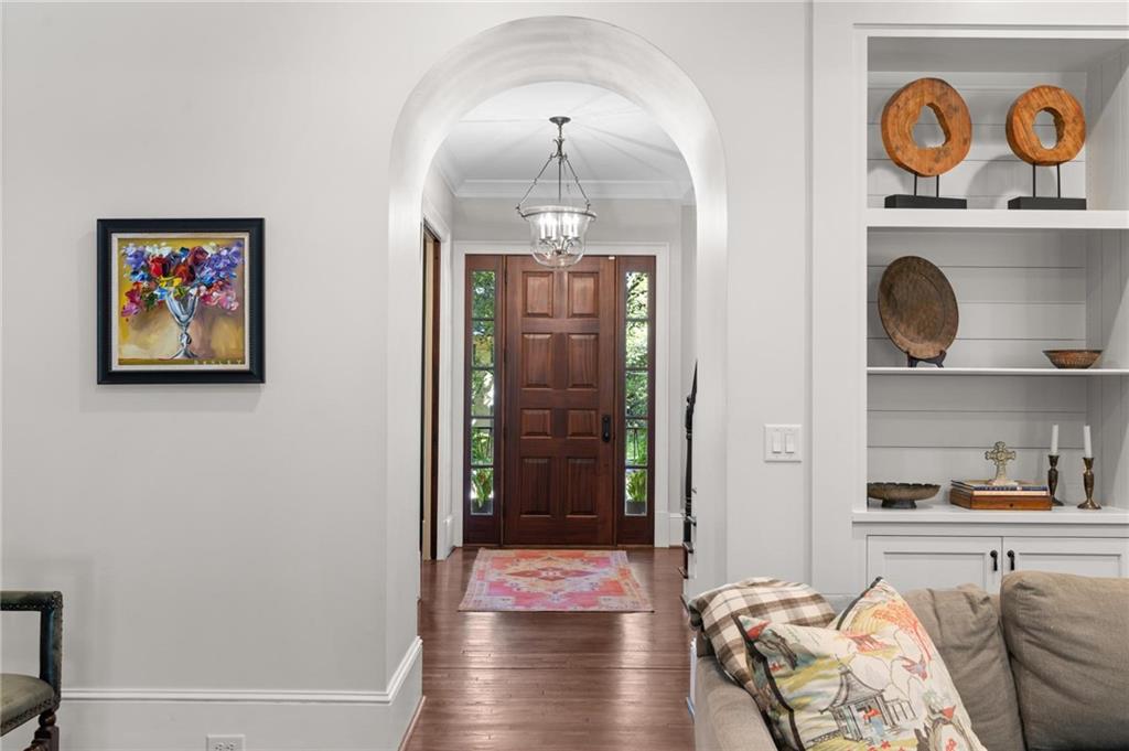 2591 Hyde Manor Drive NW