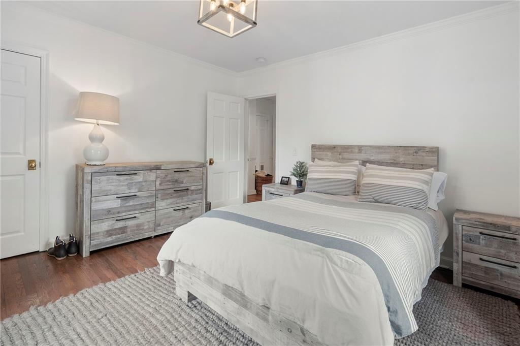 951 Northcliffe Drive NW