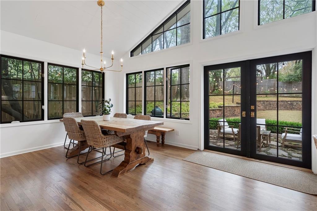 951 Northcliffe Drive NW