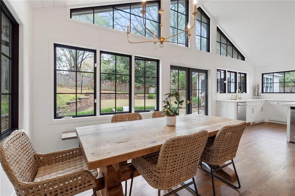 951 Northcliffe Drive NW