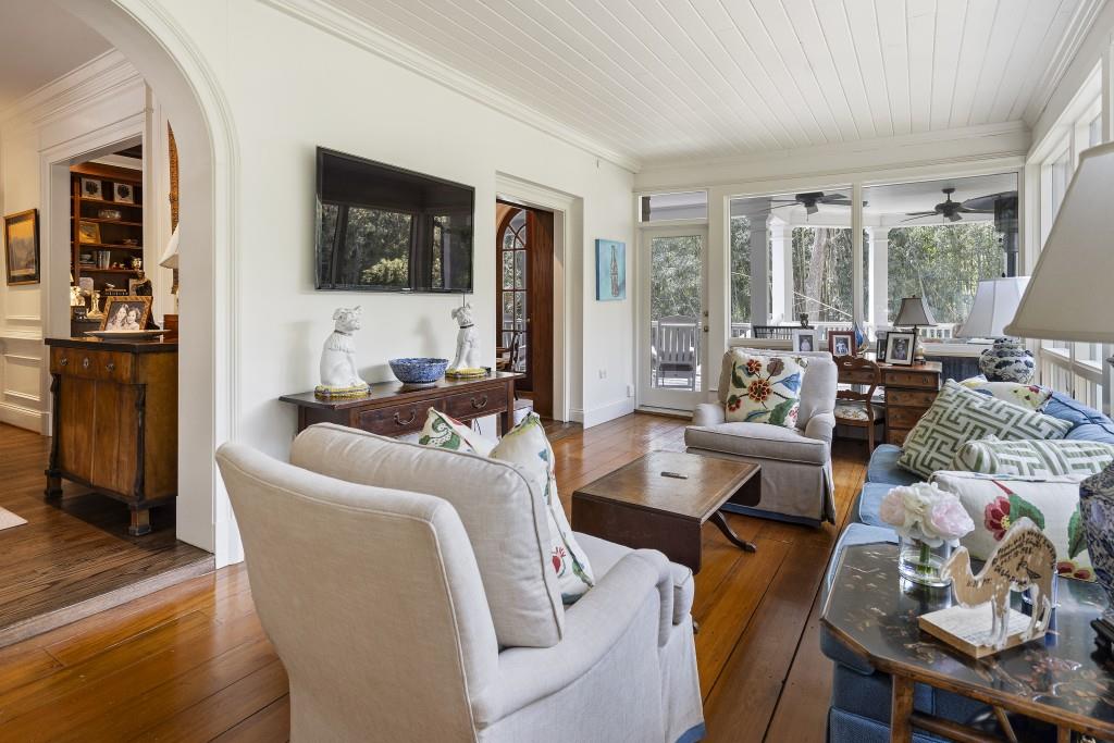 9 Nacoochee Place NW