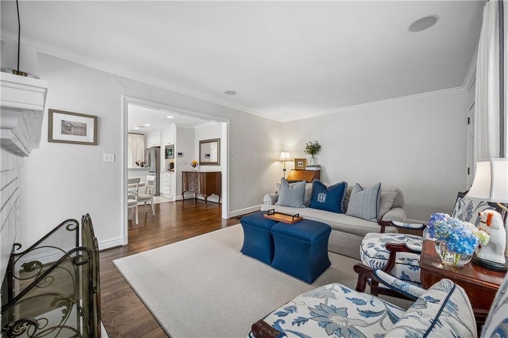 2427 Shenandoah Avenue NE