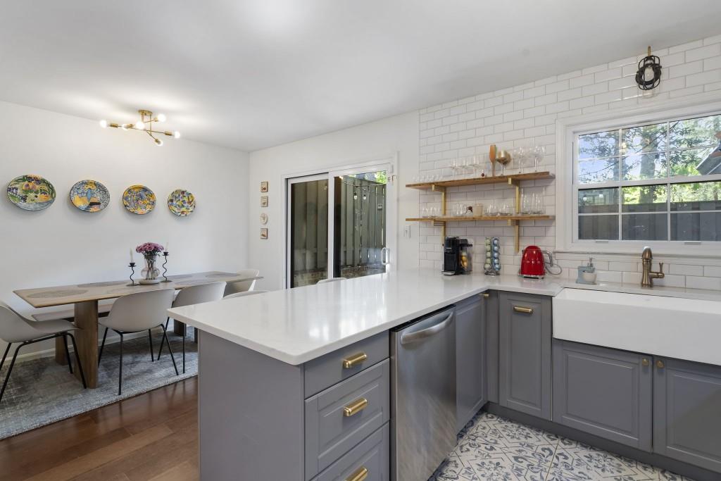 56 Cantey Place NW