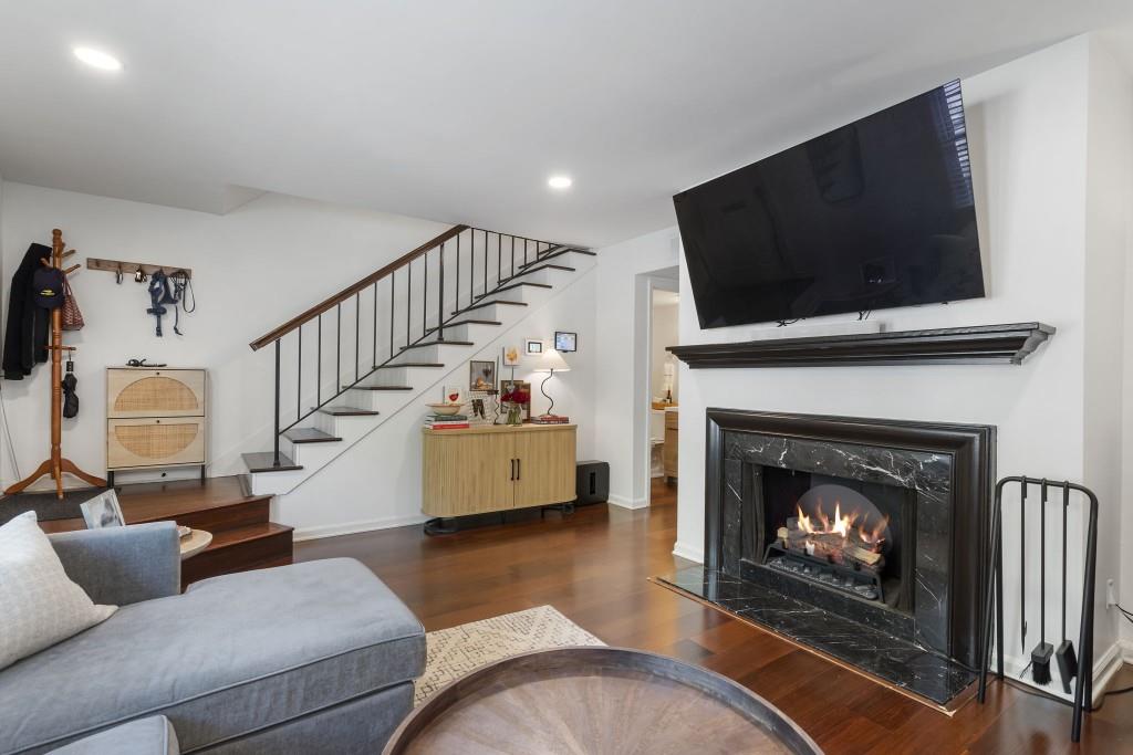 56 Cantey Place NW