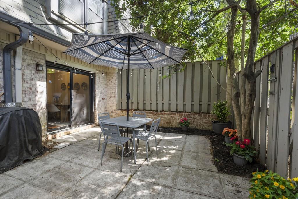 56 Cantey Place NW