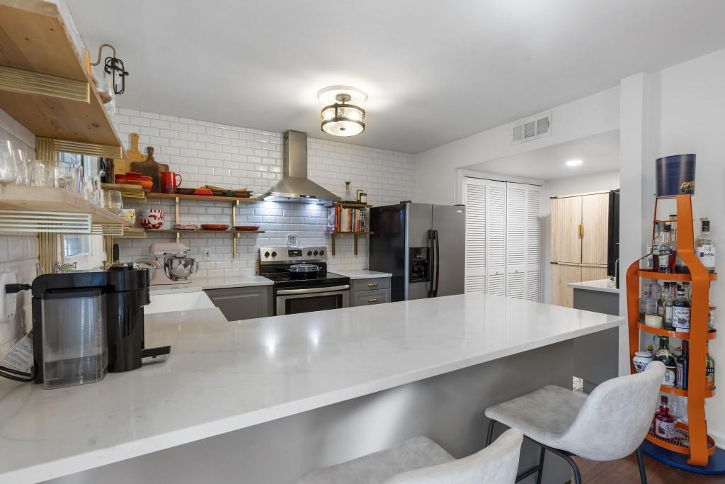 56 Cantey Place NW