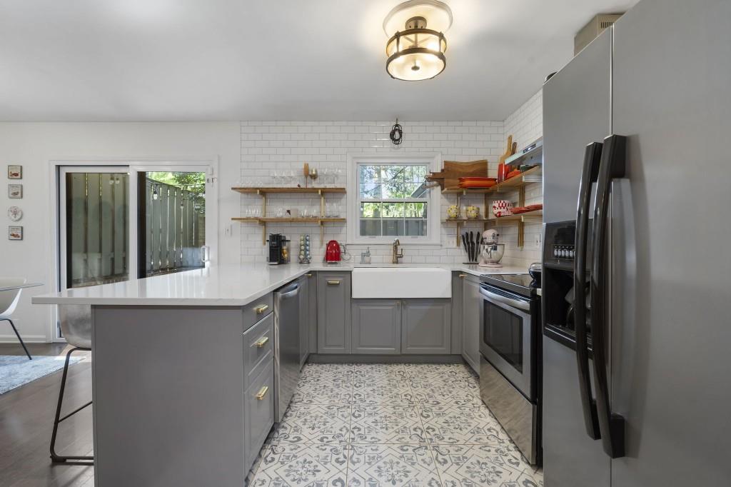 56 Cantey Place NW
