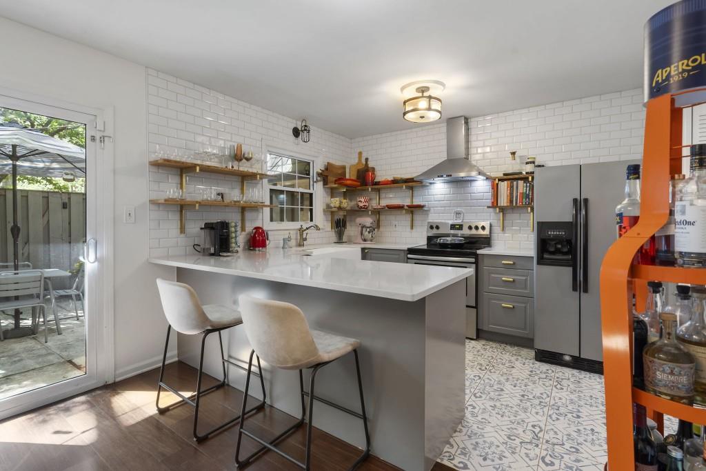 56 Cantey Place NW