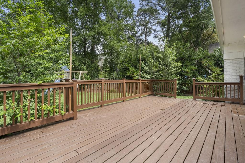 2151 Radcliffe Drive NW