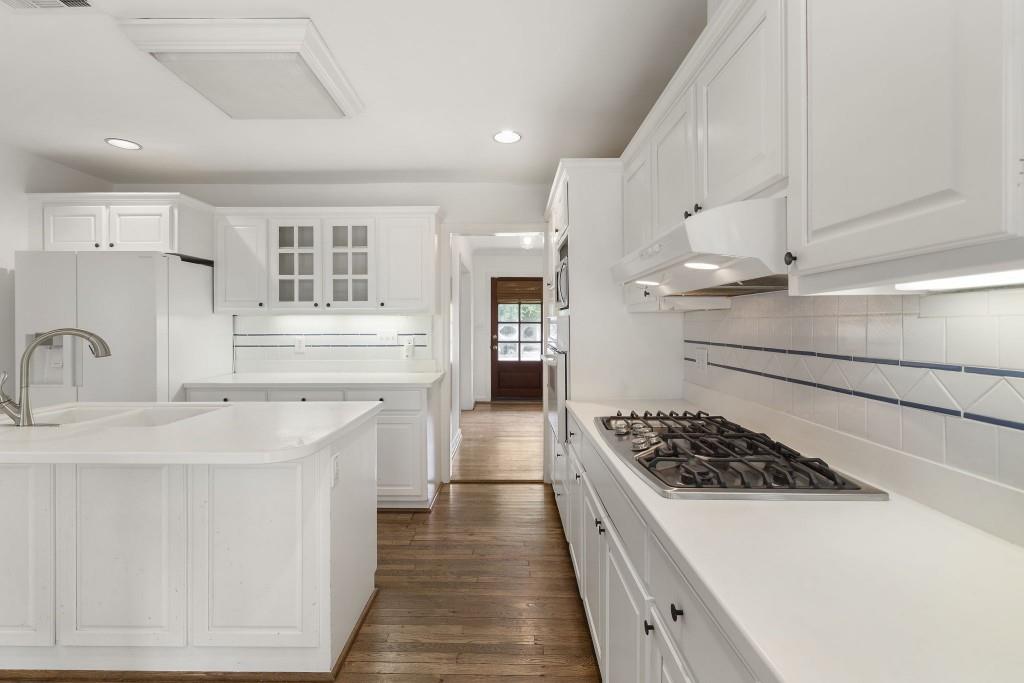 2151 Radcliffe Drive NW