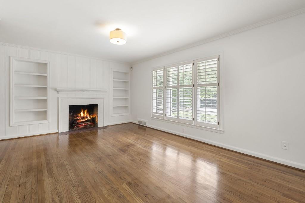 2151 Radcliffe Drive NW