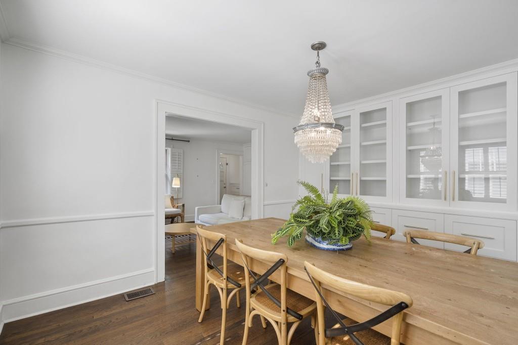 1094 Virginia Avenue