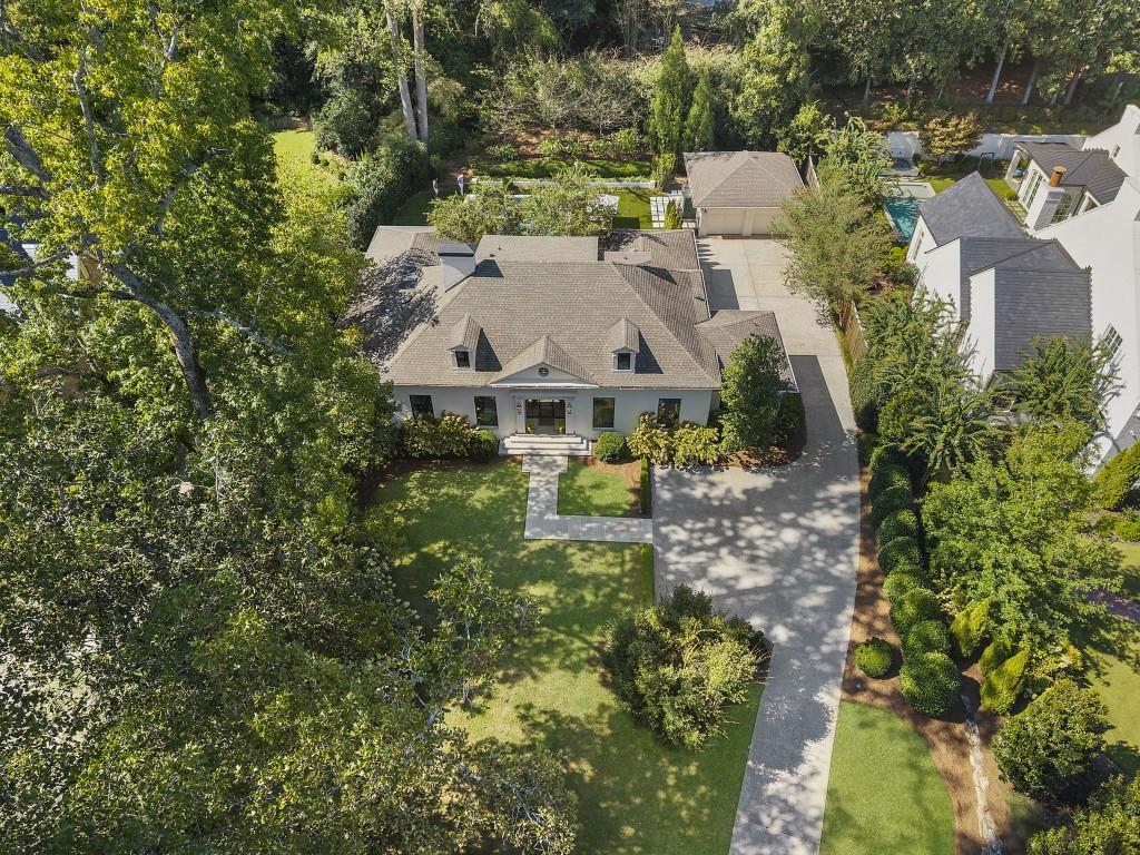 447 Valley Road