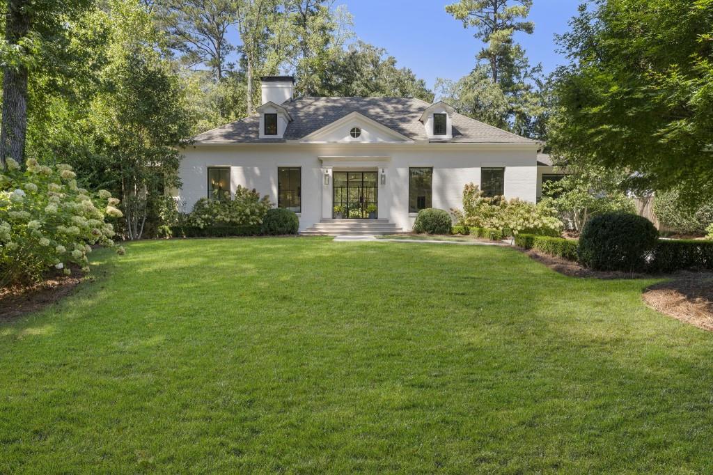 447 Valley Road