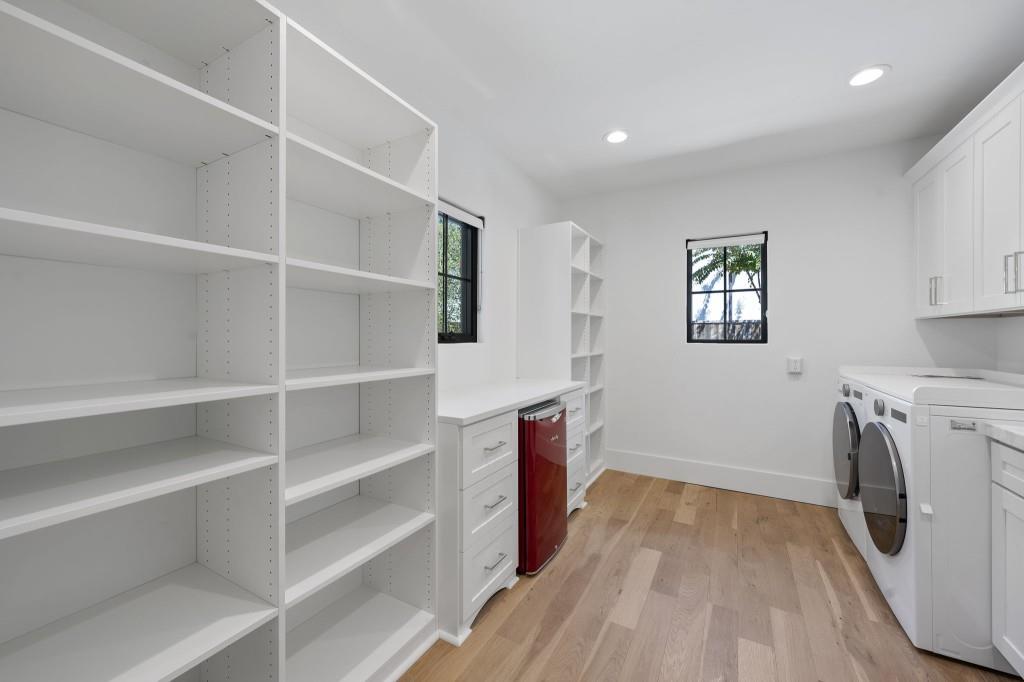 447 Valley Road