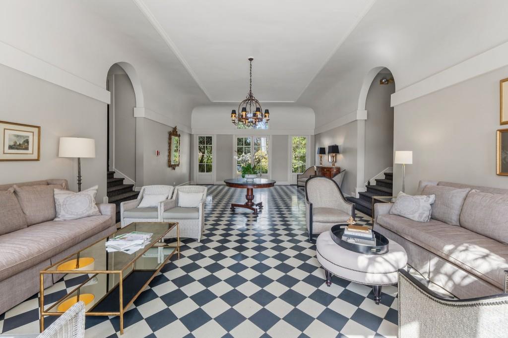 200 Montgomery Ferry Drive Unit 31
