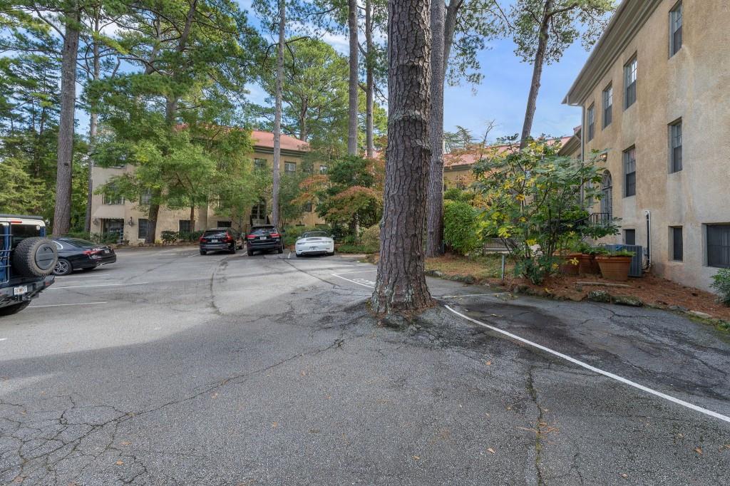 200 Montgomery Ferry Drive Unit 31