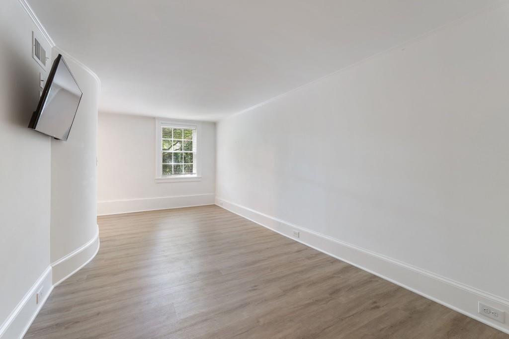 200 Montgomery Ferry Drive Unit 31