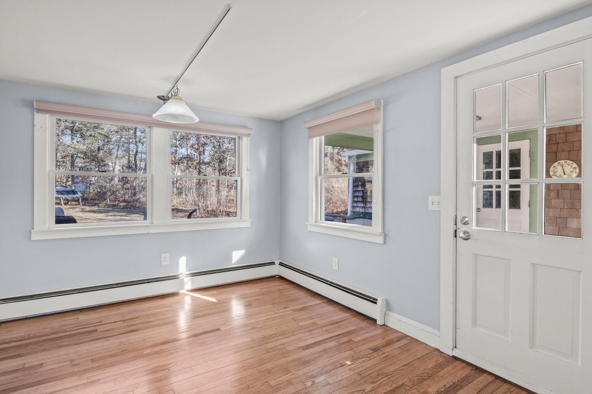 704 Queen Anne Road
