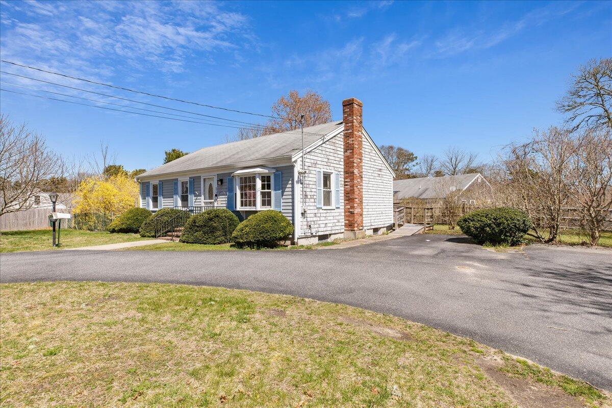 217 Pleasant Lake Avenue