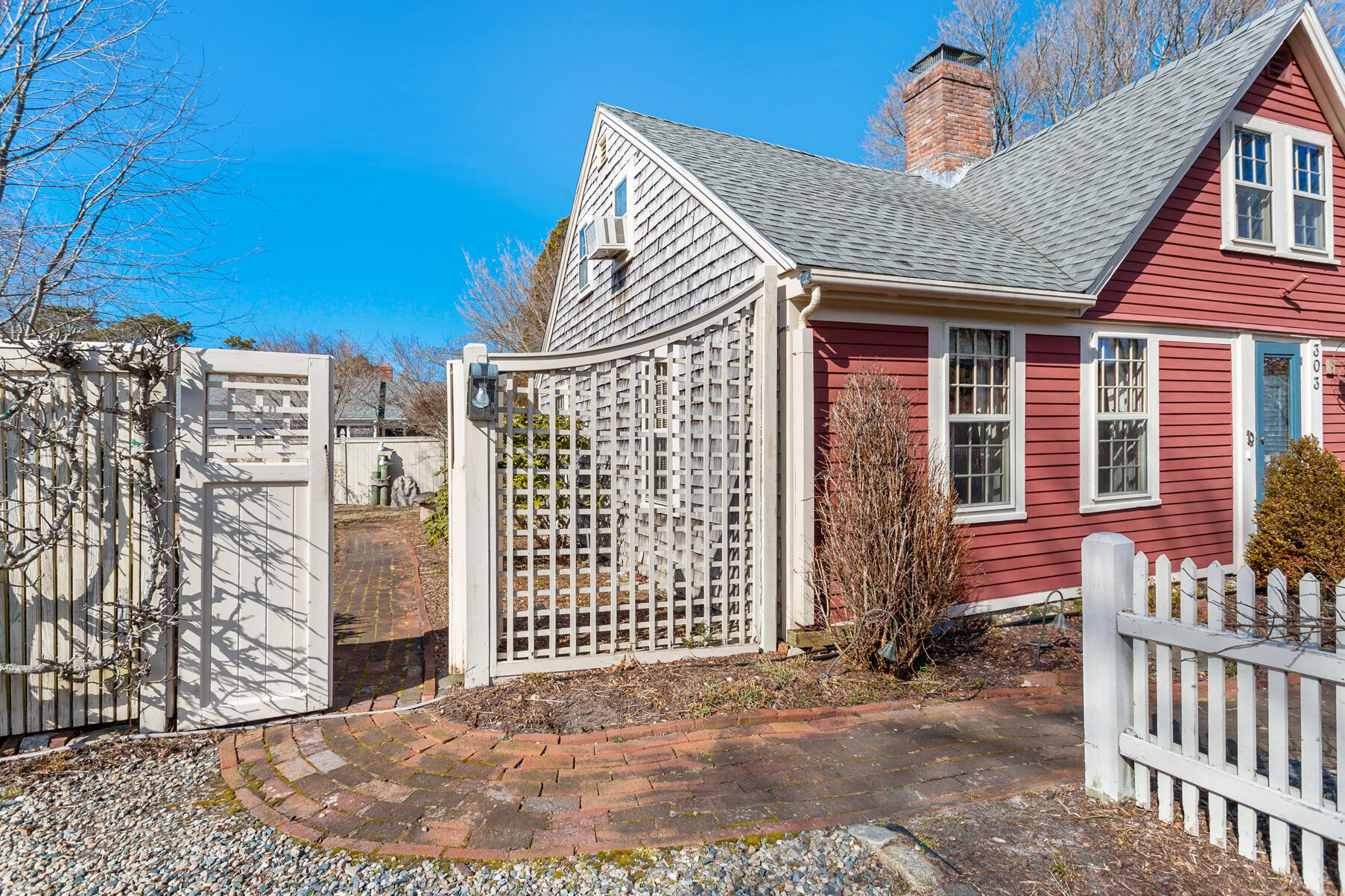 303 Phinney's Lane