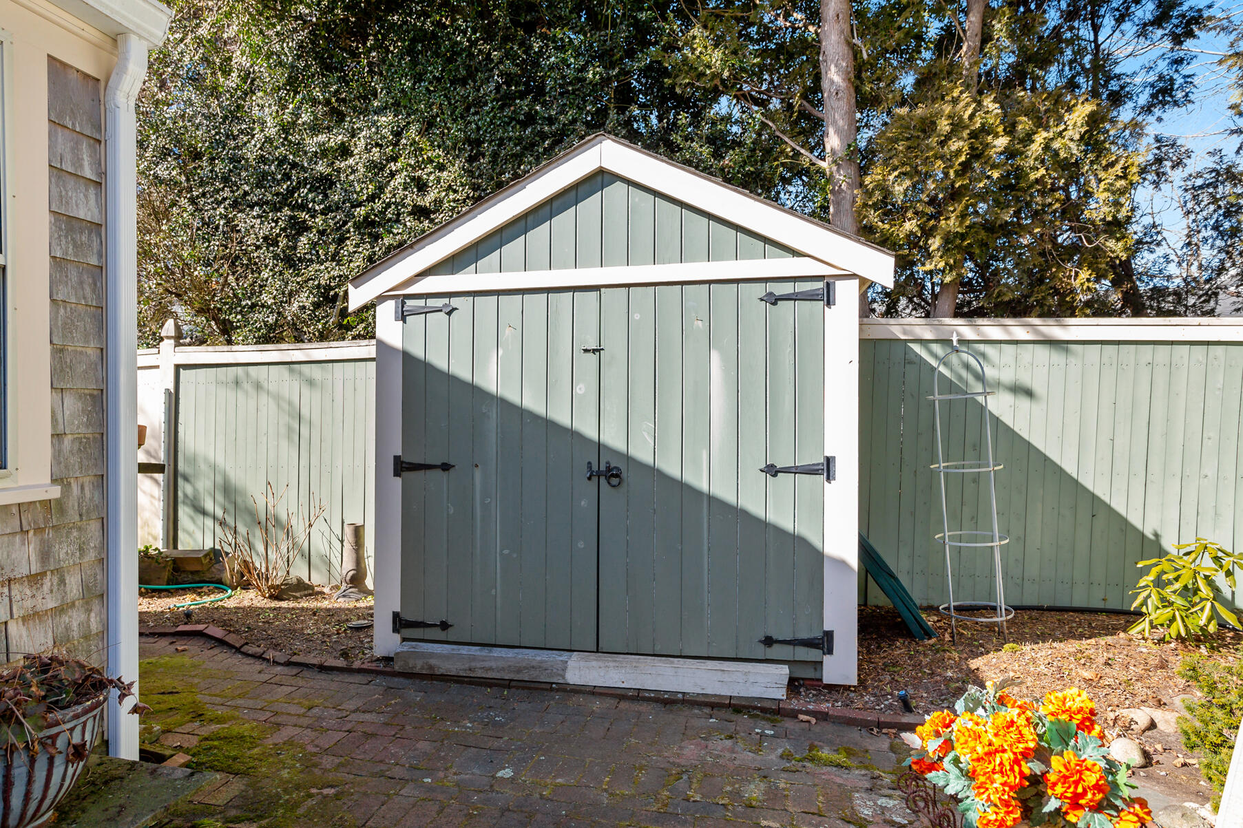 303 Phinney's Lane